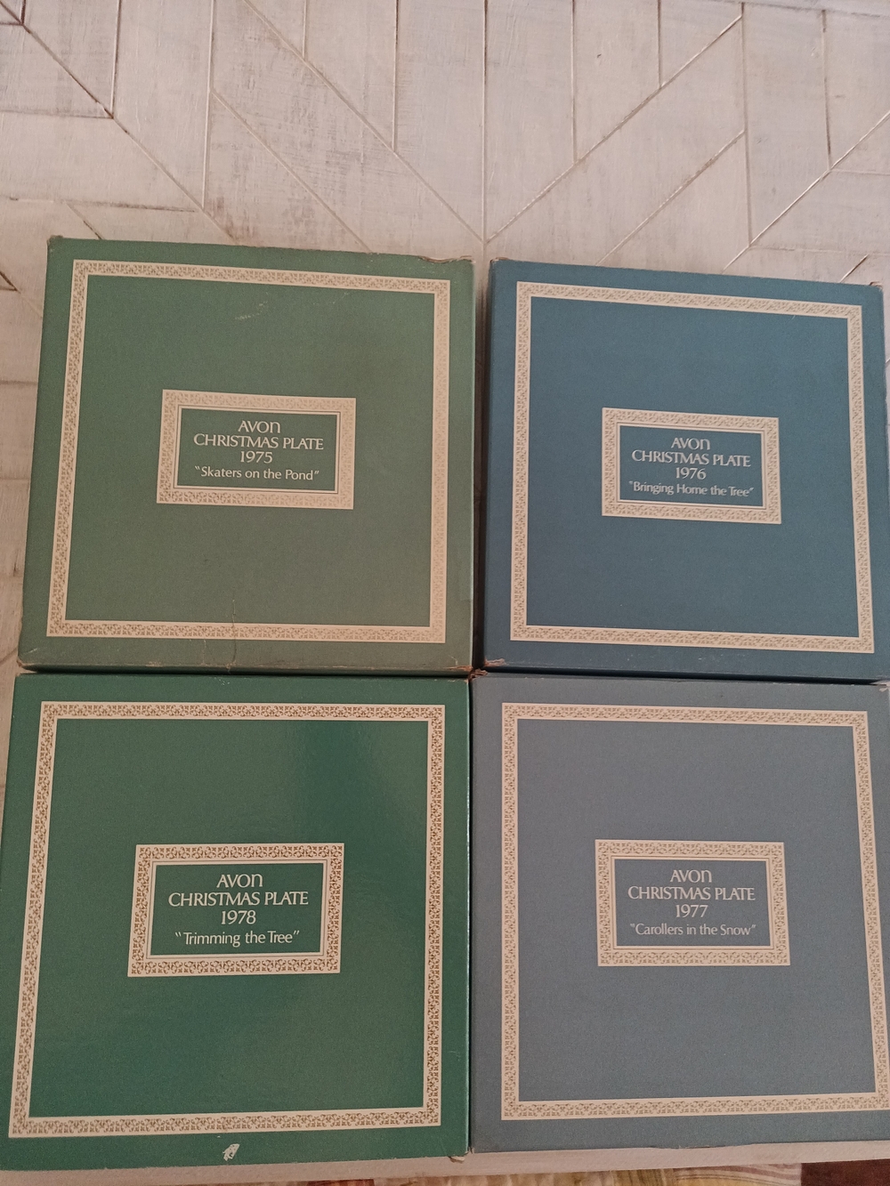 4 Avon Christmas Plate Box Set  1975,'76,'77,'78